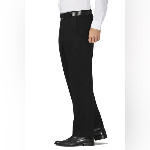 Haggar Men’s Work To Weekend Classic Fit, Flat Front Black Pants, Size 36x34 - Picture 2 of 12